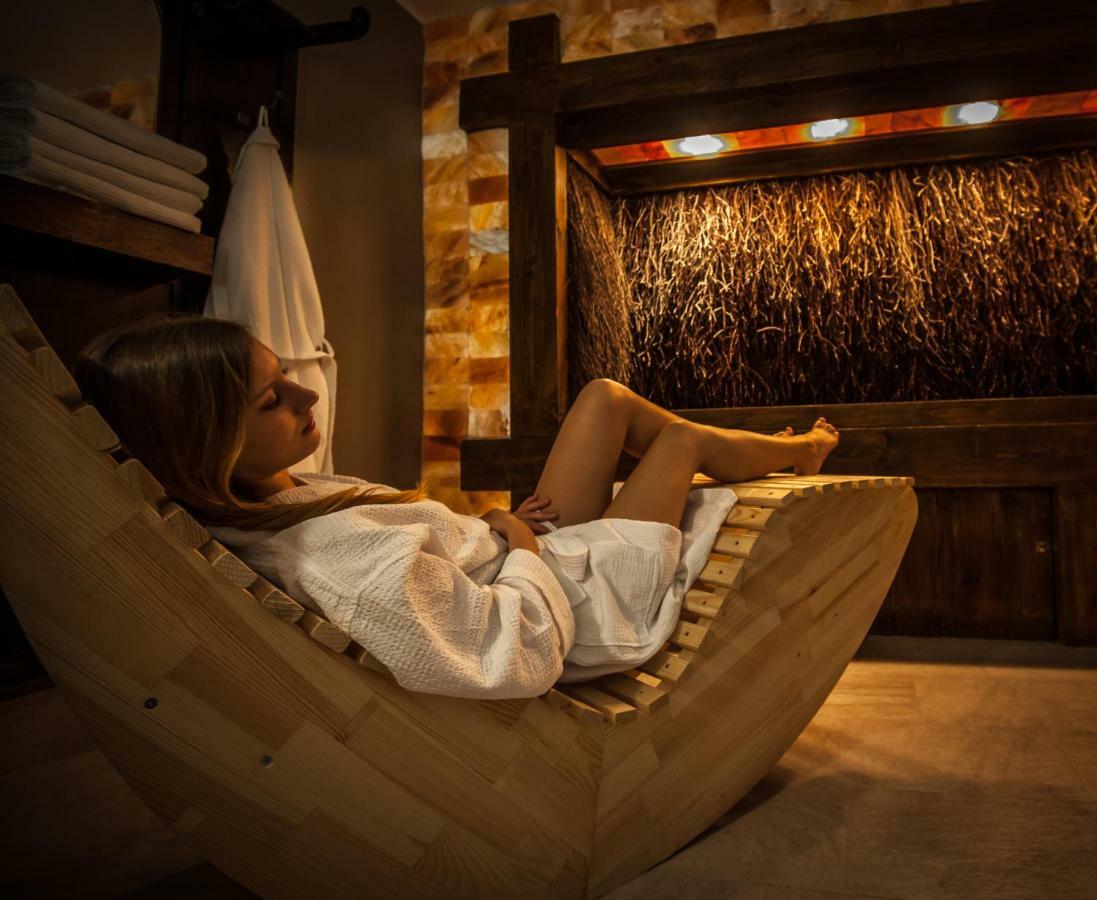 Akademia Kuraszkow Hotell Kuraszkow  Exteriör bild
