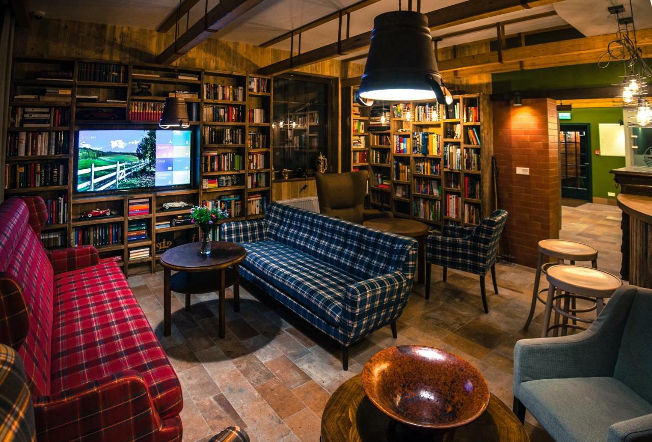 Akademia Kuraszkow Hotell Kuraszkow  Exteriör bild