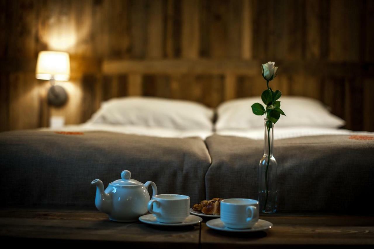 Akademia Kuraszkow Hotell Kuraszkow  Exteriör bild